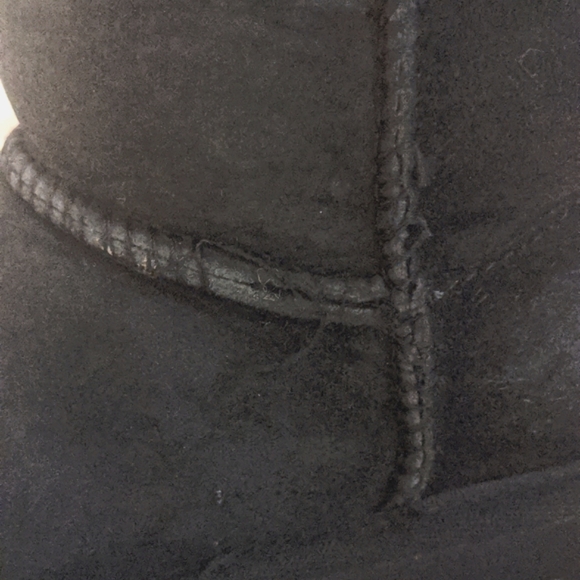 Little Girl Uggs - Picture 5 of 7